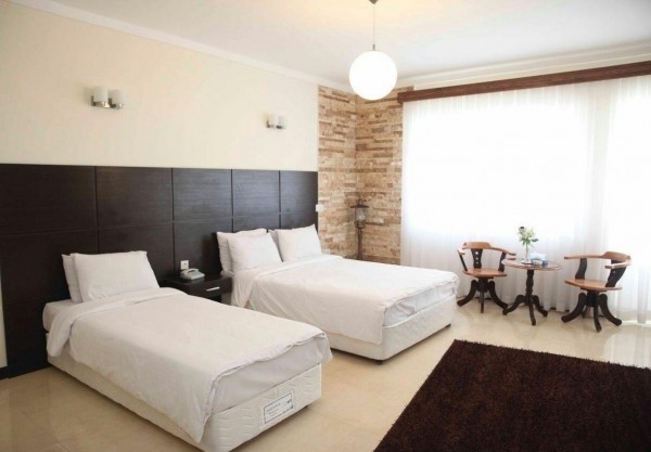 اتاق دو تخته دبل هتل جهانگردی شیراز